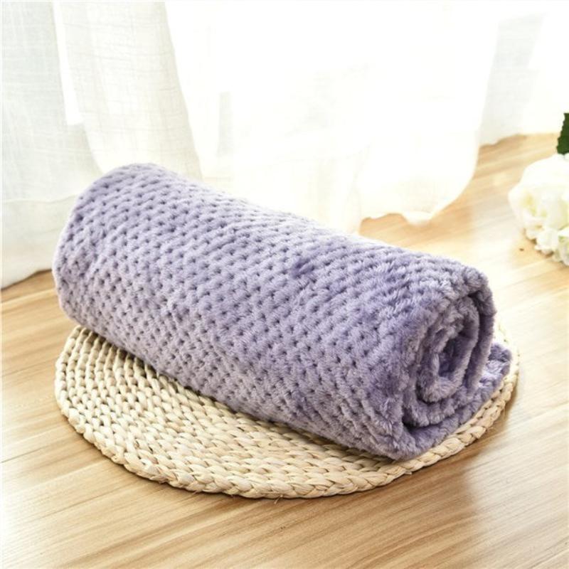 Thick and Breathable Cashmere Blanket: Odor Resistance and Eco-Friendly